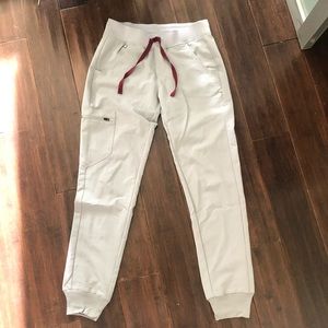 Figs Petite Cement Joggers